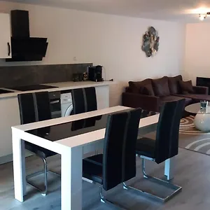 appartement-4-personnes-thizy-les-bourgs.hotels-rhonealpes.com/